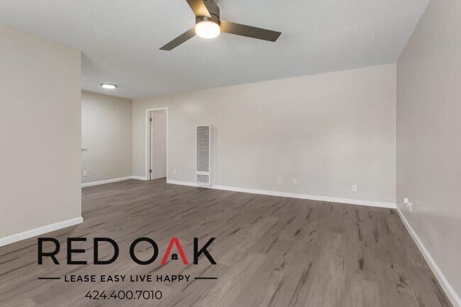 Photo - ~1 Month FREE~ Spacious One Bedroom with L... Unit 205