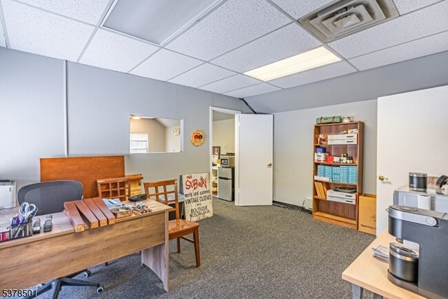 Photo - 258 Park St