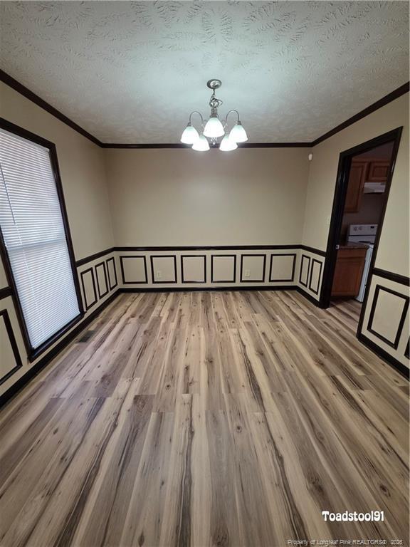 Photo - 513 Roundtree Dr