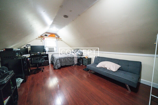 Photo - 4 Iroquois St Unit 2