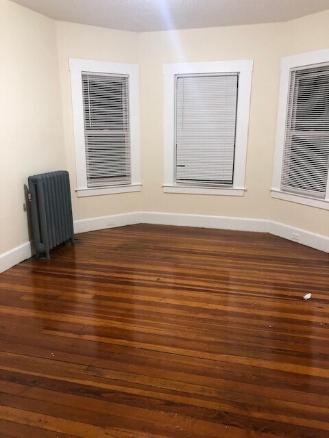 Photo - 27 Forest St Apartments Unit 1