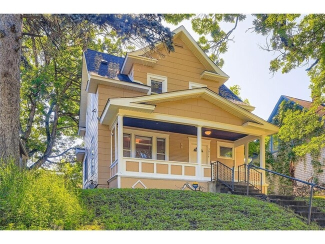 Photo - 3014 N Humboldt Ave