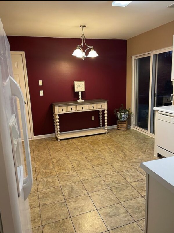 Photo - 326 Whixley Ln