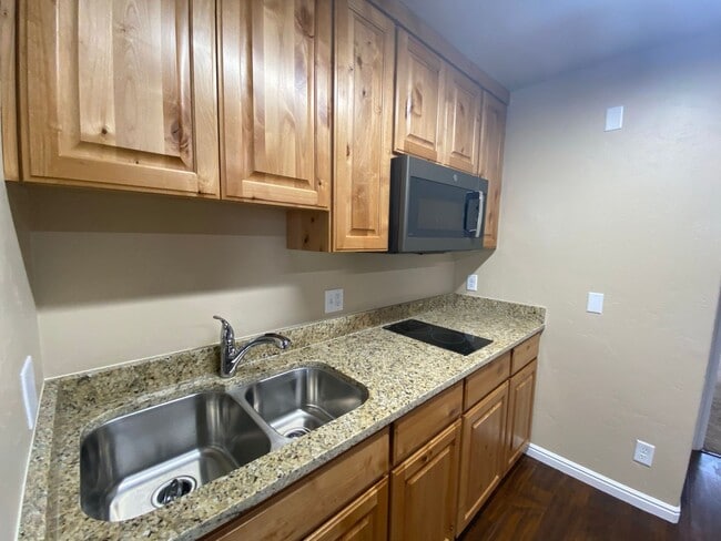 Photo - Canyon Street Apartment U100 **Utilities Included**