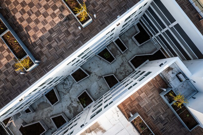 Photo - 4238 S. Western Ave