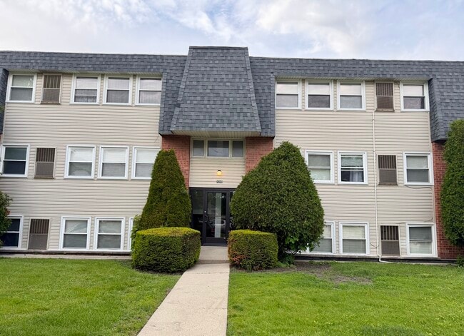 Building Photo - 1288 Perry St Unit P1
