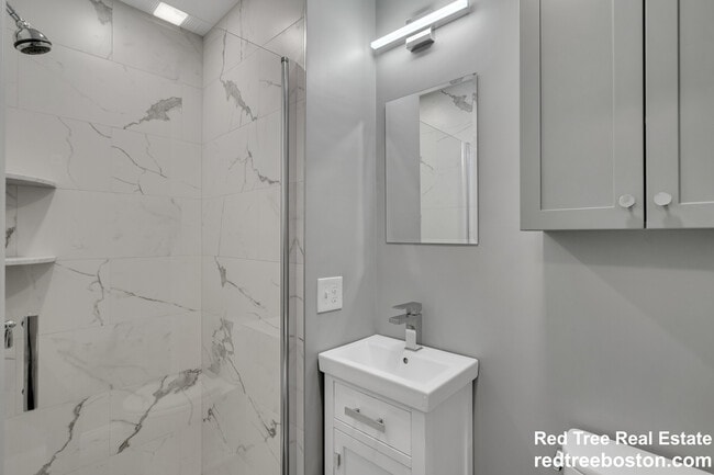 Photo - 837 River St Unidad 1