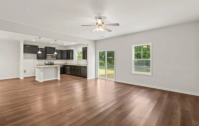 Photo - 1081 Old Town Rd