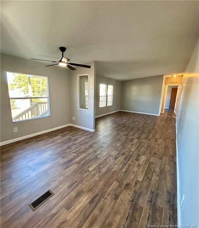 Photo - 193 Clarington Ct