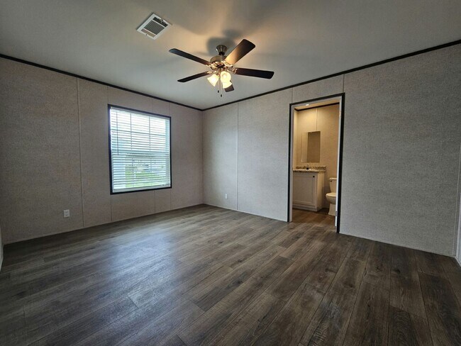 Photo - 1018 Myakka Dr