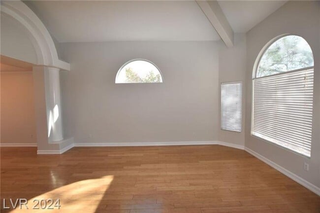 Photo - 2111 Fountain Springs Dr