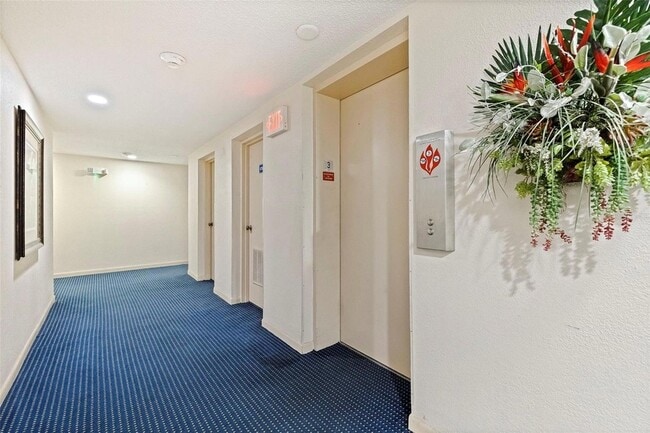 Photo - 6145 Sun Blvd Unit 304