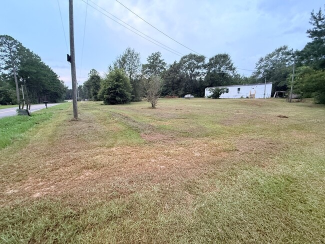 Building Photo - 1085 Ridge Rd