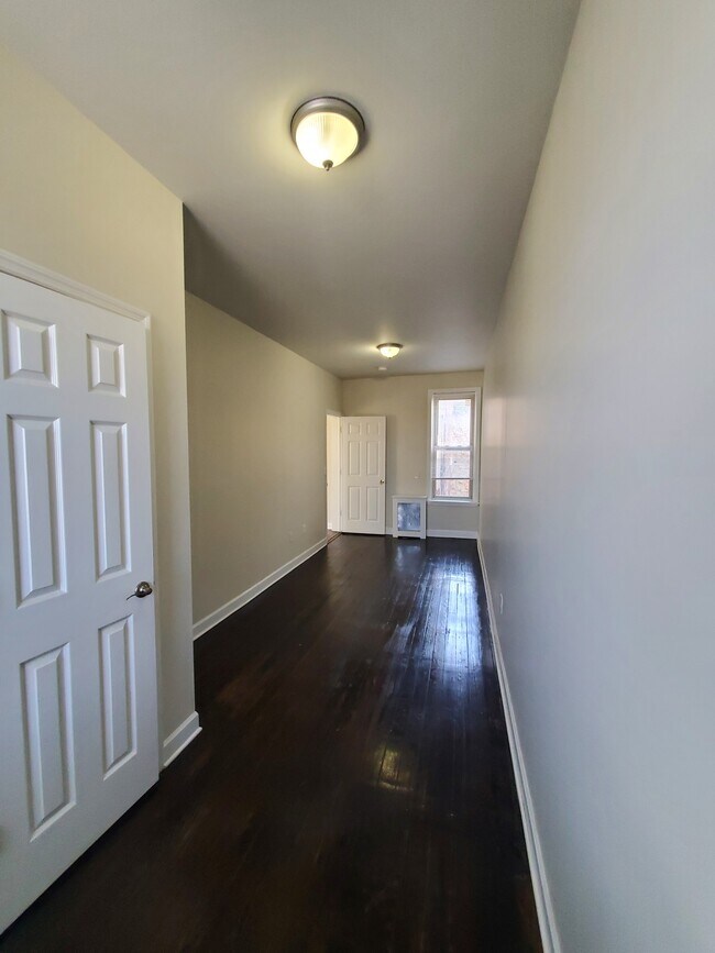 Photo - 45-47 Ravine Ave
