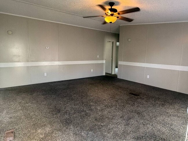 Photo - 2112 Colonial Dr