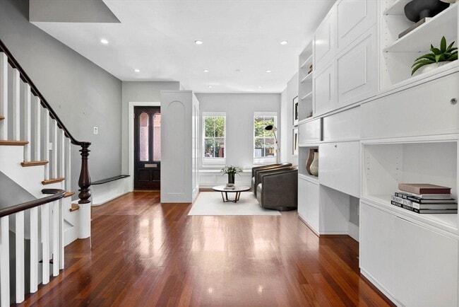 Photo - 32 Clarendon St