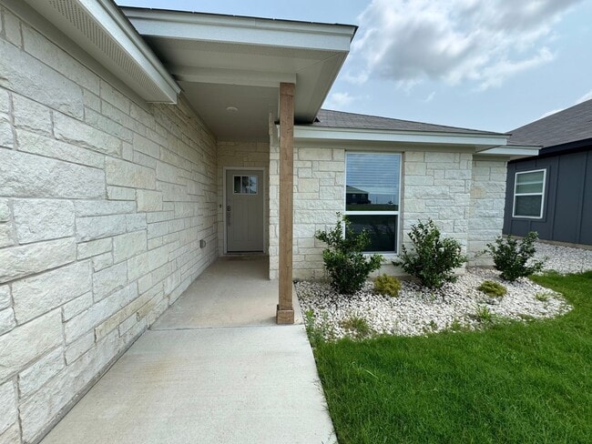 Photo - 1410 Cedar River Ln