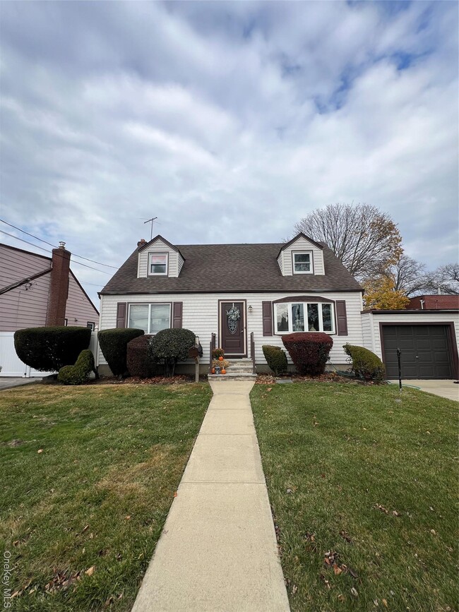 Photo - 626 Wool Ave