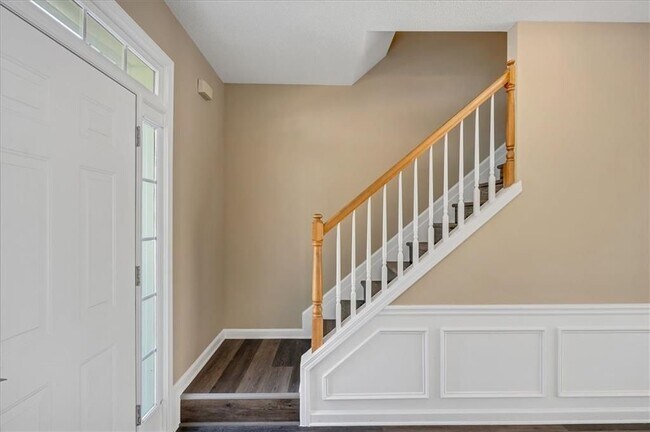 Photo - 11585 Crossington Rd
