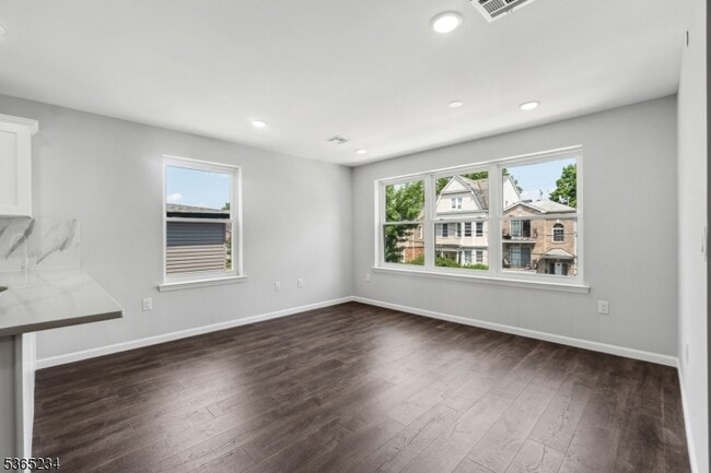 Photo - 889 S 17th St Unidad 2