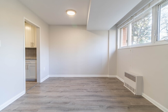 Photo - 2400 41st St NW Unit 104