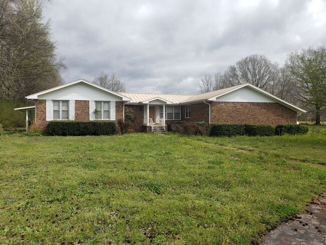 Large 3 bed 3 bath rent home in Florence! - Large 3 bed 3 bath rent home in Florence!