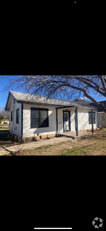 Building Photo - 1201 Ave K Rental