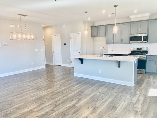 Photo - 249 Deardom Wy