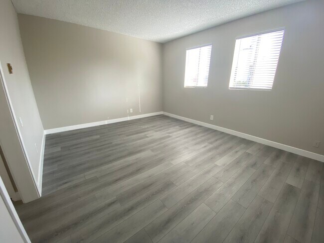 11858 Goshen Ave Unit 207 bedroom