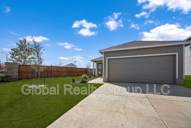 Photo - 10647 Nye Pass