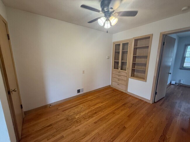 2544 J St Unit 1