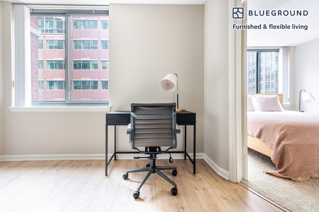 Photo - 1401 N Taft St Unidad FL5-ID1051