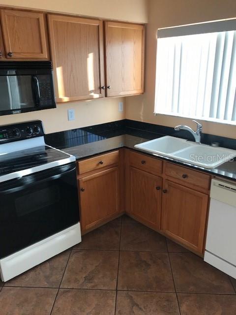 Photo - 207 Abigail Rd