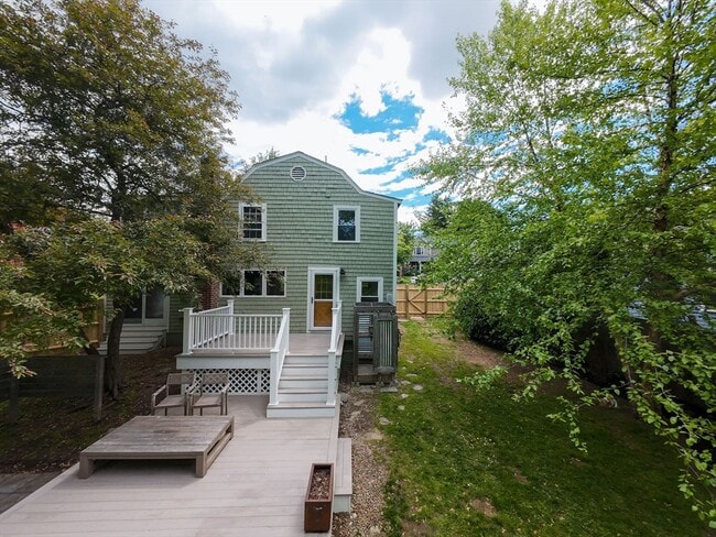 Photo - 17 S Pond St
