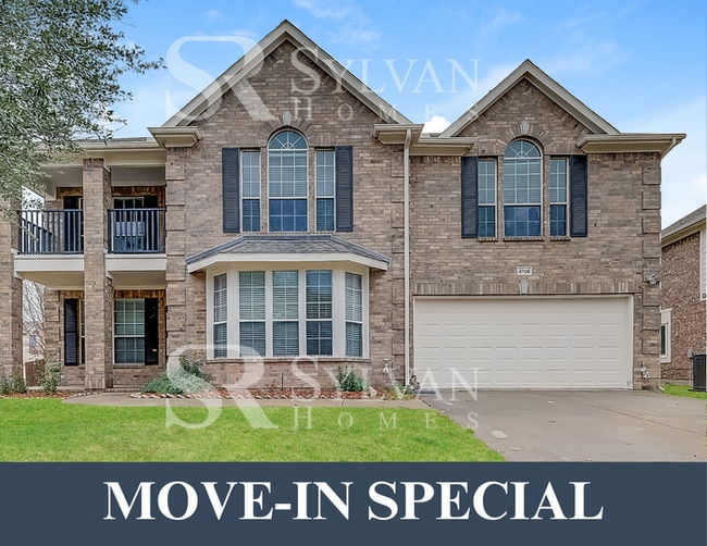 Building Photo - Your dream home awaits!