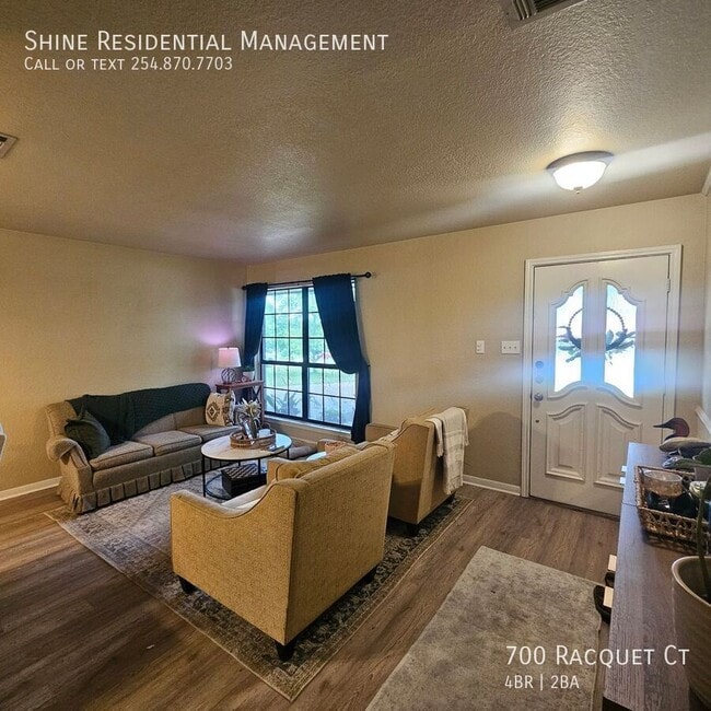 Photo - 700 Racquet Ct