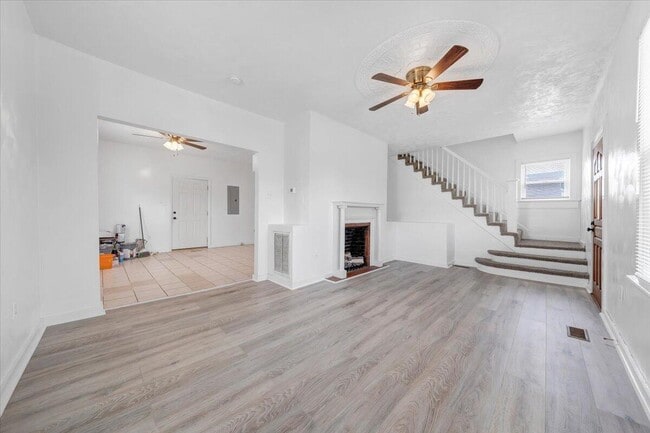 Photo - 1202 Rugby Blvd NW