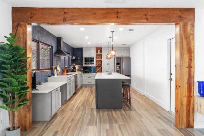 Photo - 1742 Harborside Cir