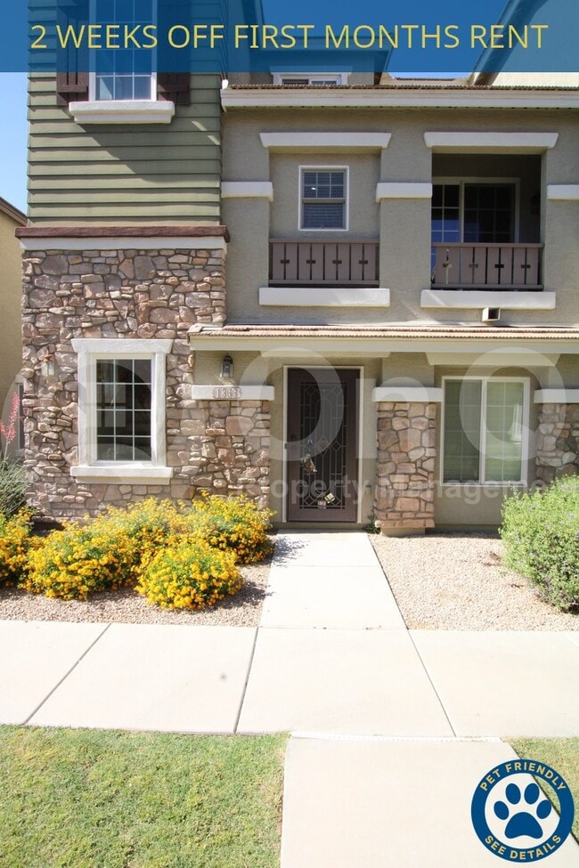 Building Photo - 1366 S Sabino Dr Rental