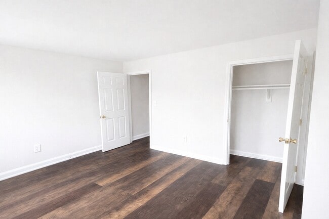 Photo - 2208 E Fayette St