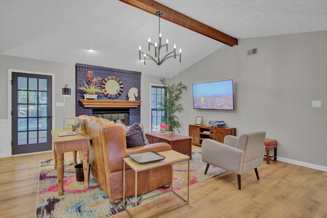 Photo - 100 Brookwood Ln