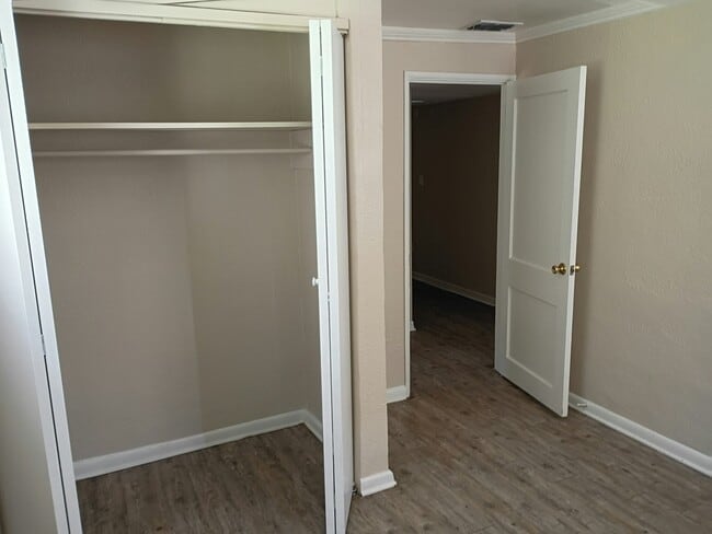 Photo - 10592 Haverford Rd
