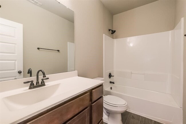 Photo - 117 Wickersham