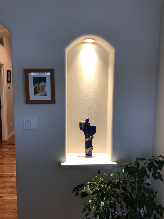 Photo - Beautiful 3 bedroom 2.5 Bath in North Corv...