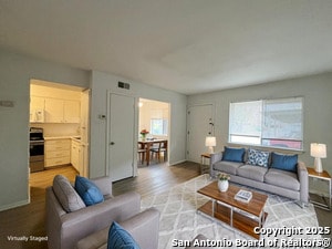 Photo - 311 E San Antonio Ave Unidad 101