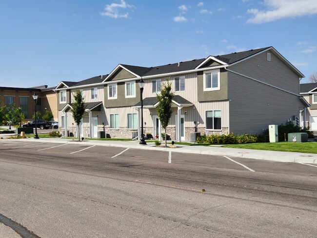 4755 Burley Dr