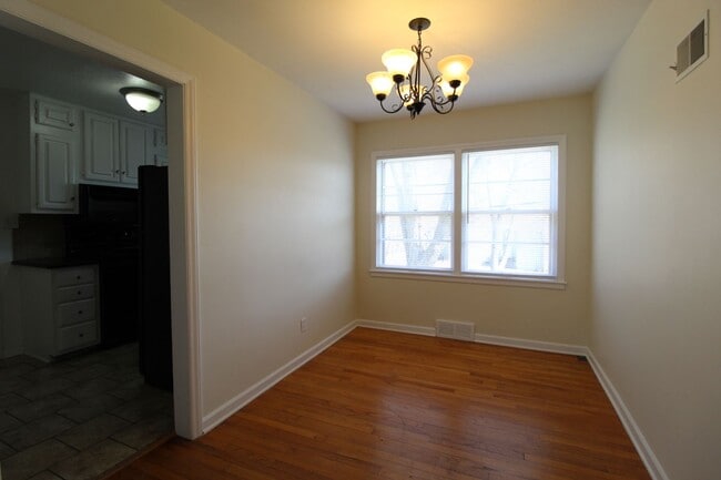 Photo - 2 Bedroom 1 Bath Home In Mission Kansas