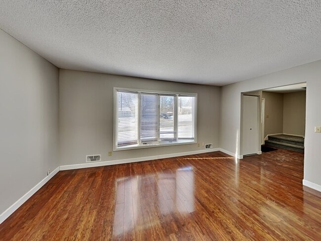 Photo - 8525 Ivywood Ave S