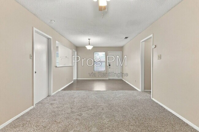 329 Casie Ct