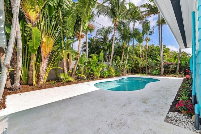 Photo - 235 Santa Lucia Dr